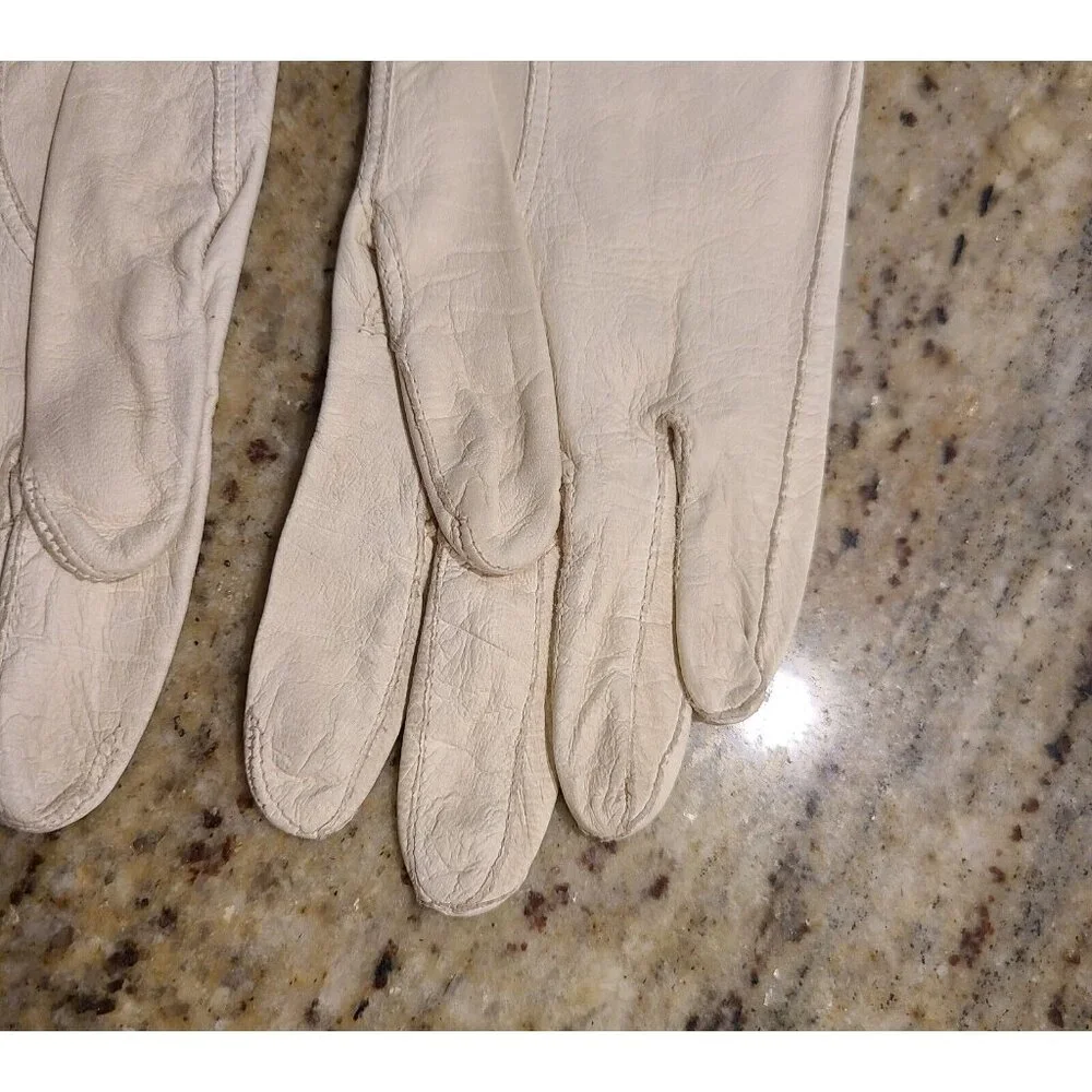 Vintage Girls Size M White Leather Formal 6.5
